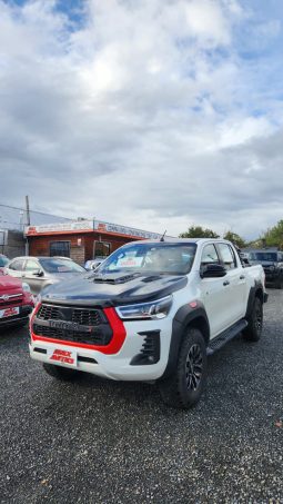 
										TOYOTA HILUX GR 2.8D AUT 4X4 full									