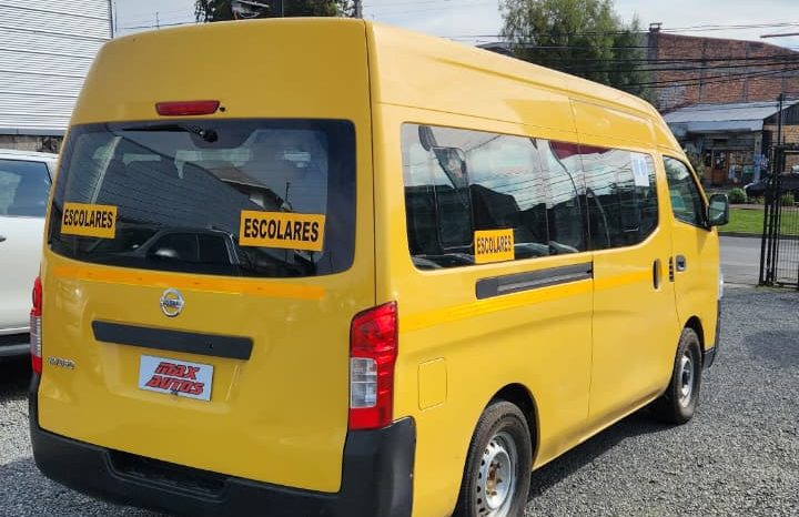 
								MINIBUS NISSAN NV 350 2.5 22+1 full									