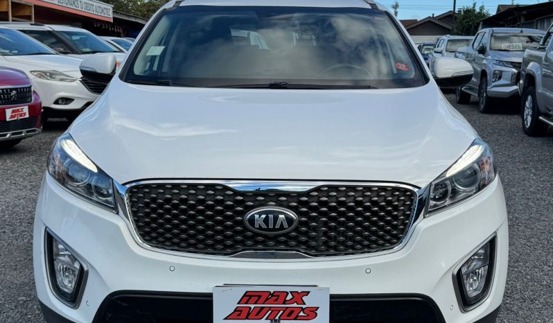 
								KIA SORENTO 4X4 2.2 AUT full									