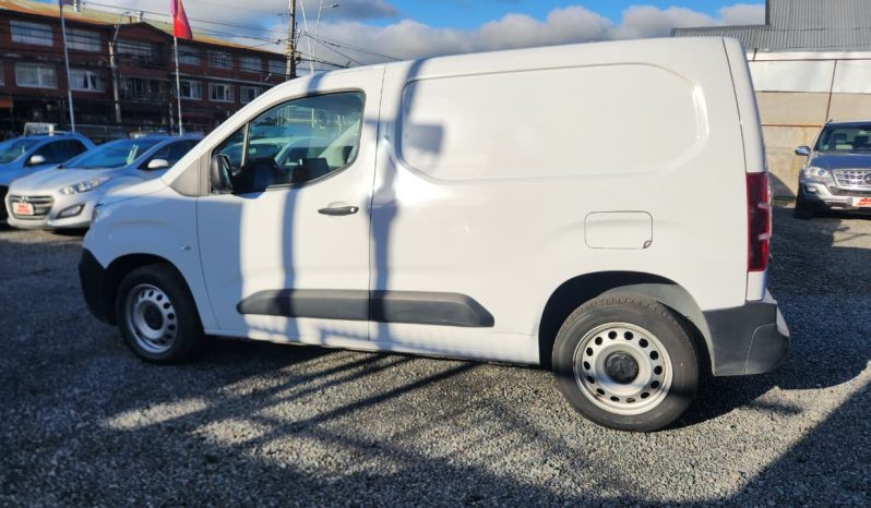 
								PEUGEOT PARTNER L1 1.5   2024 full									