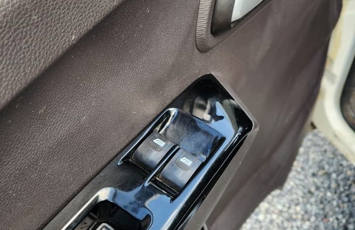 
								FOTON TM5 1.6 CARGO BOX full									