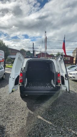 
										PEUGEOT PARTNER L2 HDI 1.6 2022}{ full									