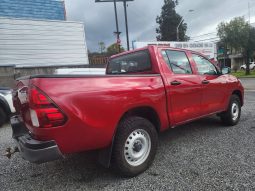 TOYOTA HILUX 2.4 DX 4X4