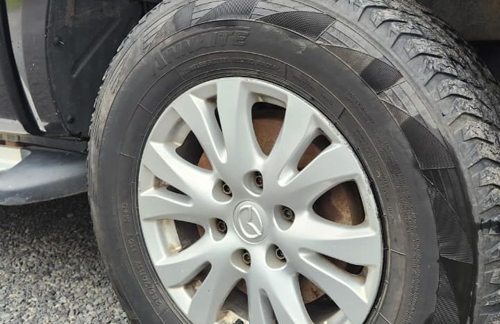 
								MAZDA BT 50 SDX 2.2 MT 4X4 full									