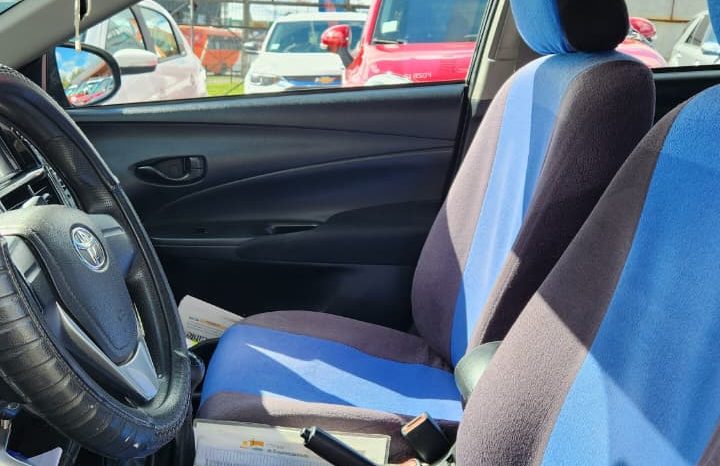 
								TOYOTA YARIS XLI 1.5 2020 full									