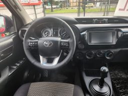 
										TOYOTA HILUX 2.4 DX 4X4 full									