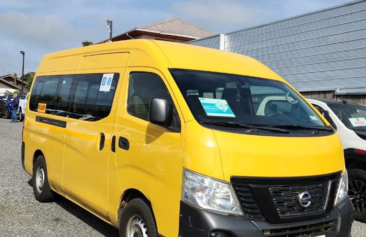 
								MINIBUS NISSAN NV 350 2.5 22+1 full									