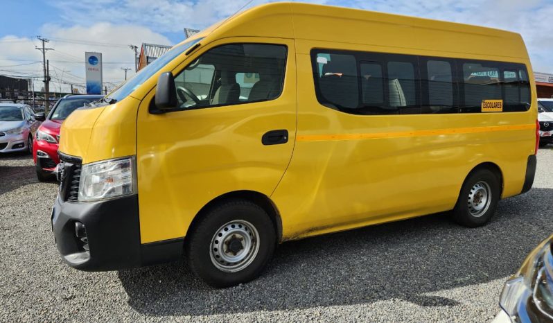 
								MINIBUS NISSAN NV 350 2.5 22+1 full									