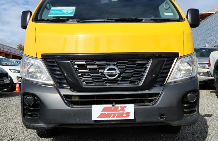 
								MINIBUS NISSAN NV 350 2.5 22+1 full									