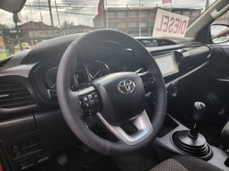 
										TOYOTA HILUX 2.4 DX 4X4 full									