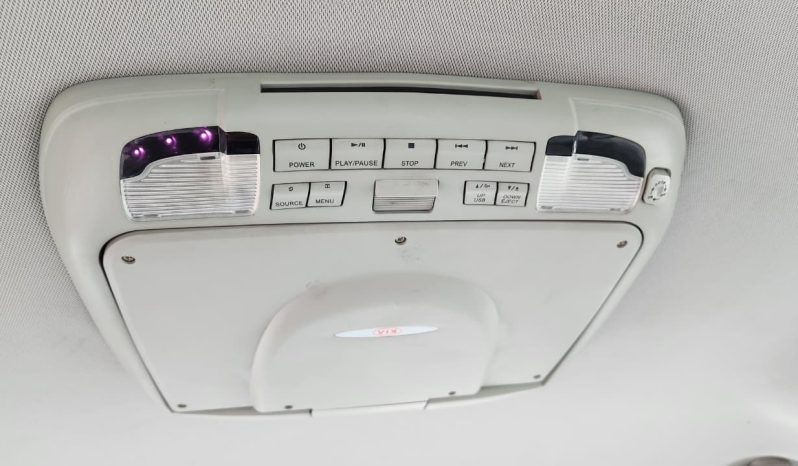 
								KIA GRAND CARNIVAL LX 2.2 AUT full									