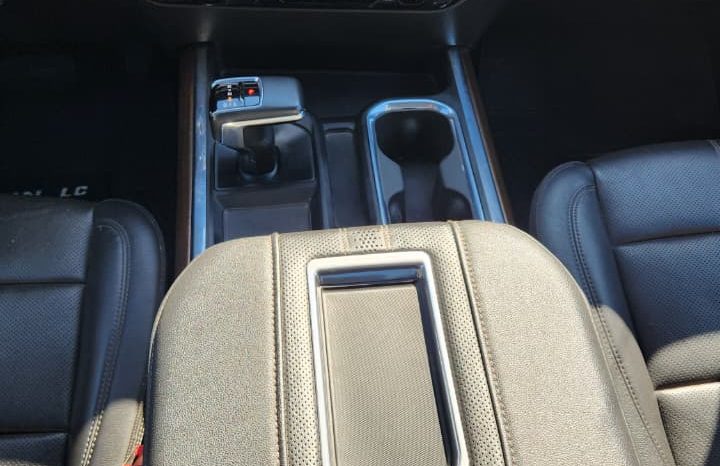 
								CHEVROLET SILVERADO LTZ 3.0 HIGH COUNTRY 4X4 full									