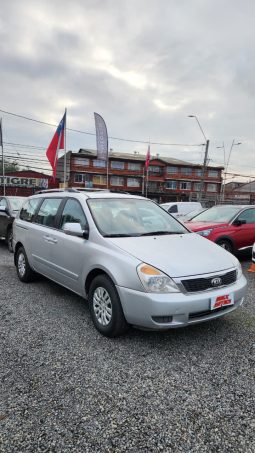 KIA GRAND CARNIVAL LX 2.2 AUT