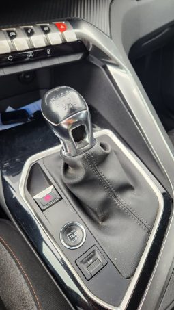 
										PEUGEOT 3008 BLUE HDI 1.5 DIESEL full									