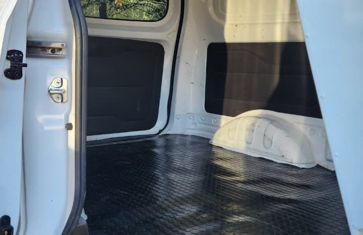 
								CHEVROLET N400 MAX 1.5 2024 full									