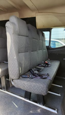 MINIBUS NISSAN NV 350 2.5 22+1