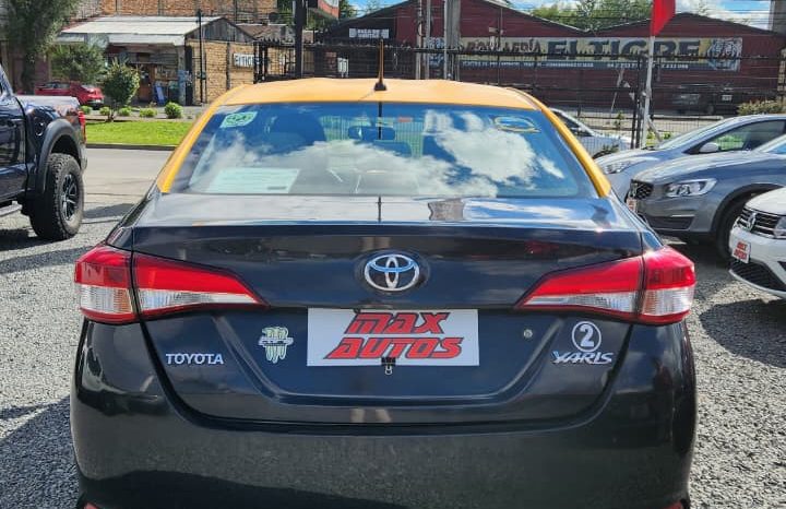 
								TOYOTA YARIS XLI 1.5 2020 full									