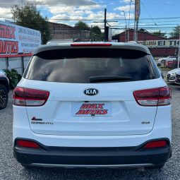 KIA SORENTO 4X4 2.2 AUT