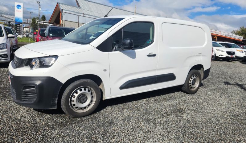 
								PEUGEOT PARTNER L2 HDI 1.6 2022}{ full									