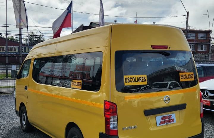 
								MINIBUS NISSAN NV 350 2.5 22+1 full									