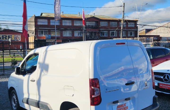 
								PEUGEOT PARTNER L1 1.5   2024 full									