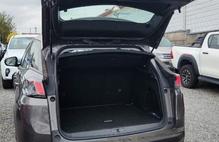 
								PEUGEOT 3008 BLUE HDI 1.5 DIESEL full									