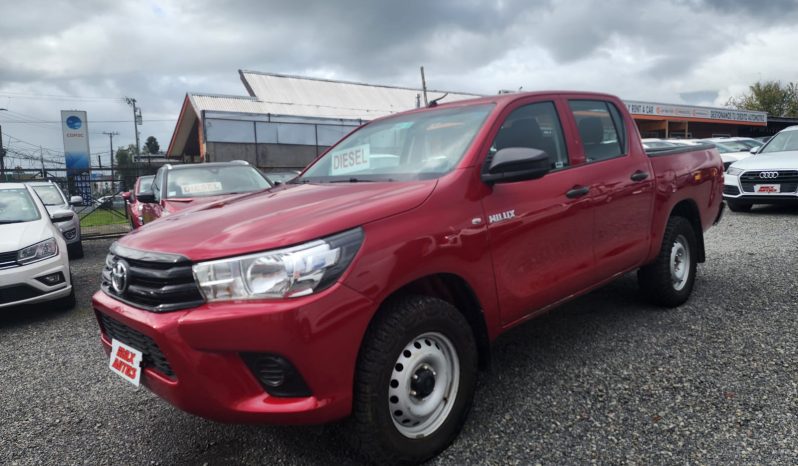 
								TOYOTA HILUX 2.4 DX 4X4 full									