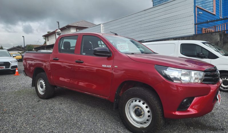 
								TOYOTA HILUX 2.4 DX 4X4 full									
