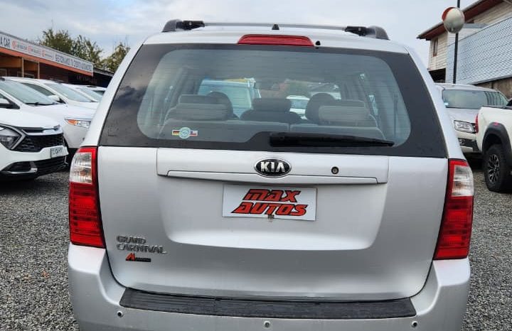 
								KIA GRAND CARNIVAL LX 2.2 AUT full									