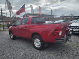 
										TOYOTA HILUX 2.4 DX 4X4 full									