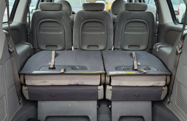 
								KIA GRAND CARNIVAL LX 2.2 AUT full									