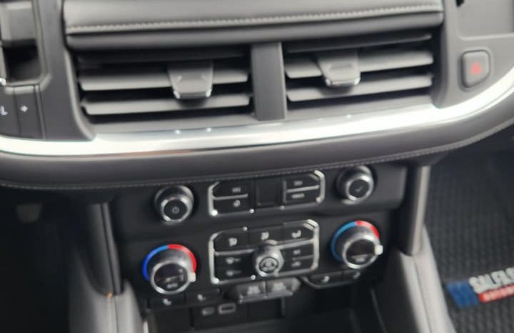 
								CHEVROLET TAHOE 5.3L Z71 AT 4WD 2024 full									