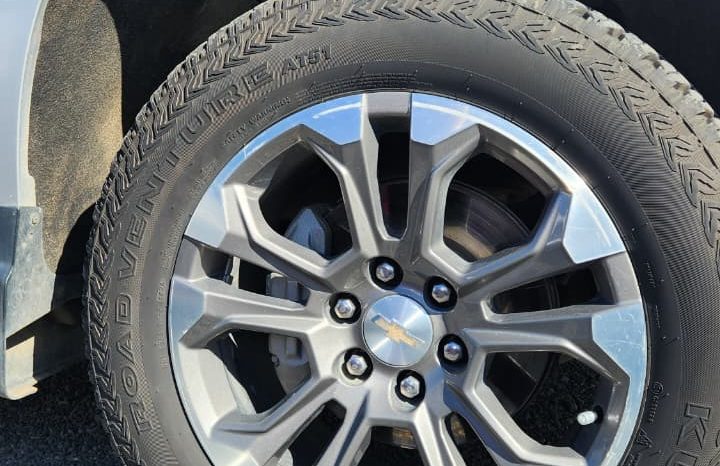 
								CHEVROLET SILVERADO LTZ 3.0 HIGH COUNTRY 4X4 full									