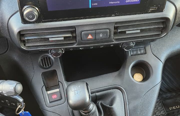 
								PEUGEOT PARTNER L1 1.5   2024 full									