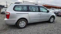 KIA GRAND CARNIVAL LX 2.2 AUT