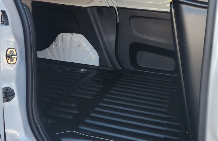 
								PEUGEOT PARTNER L1 1.5   2024 full									