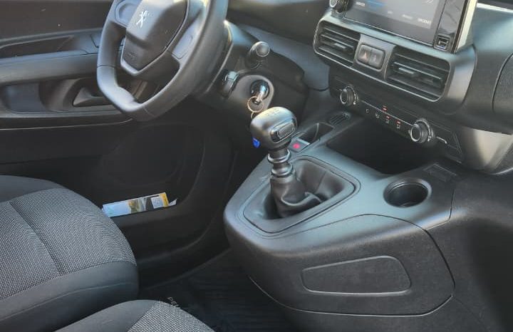 
								PEUGEOT PARTNER L1 1.5   2024 full									