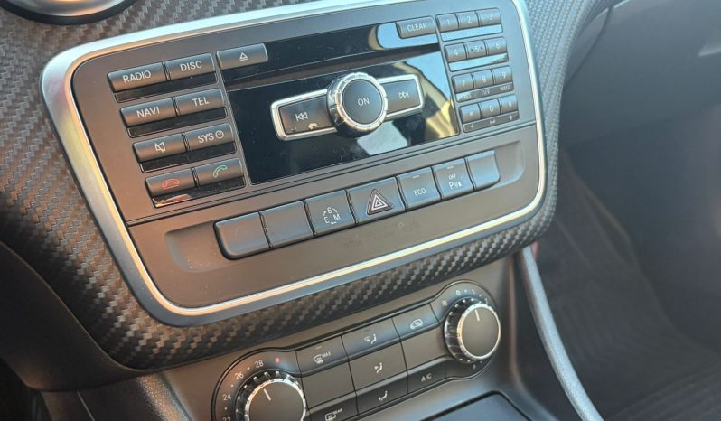 
								MERCEDES BENZ A200 1.6T AUT full									