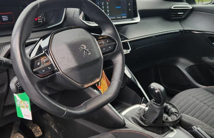 
								PEUGEOT 208 ACTIVE 1.2 PURITECH full									