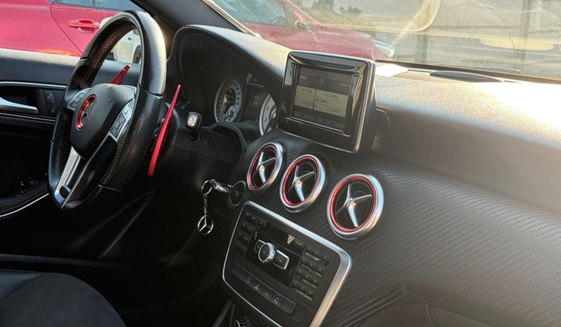 
								MERCEDES BENZ A200 1.6T AUT full									