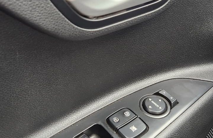 
								KIA RIO 4 LX 1.4 2018 full									