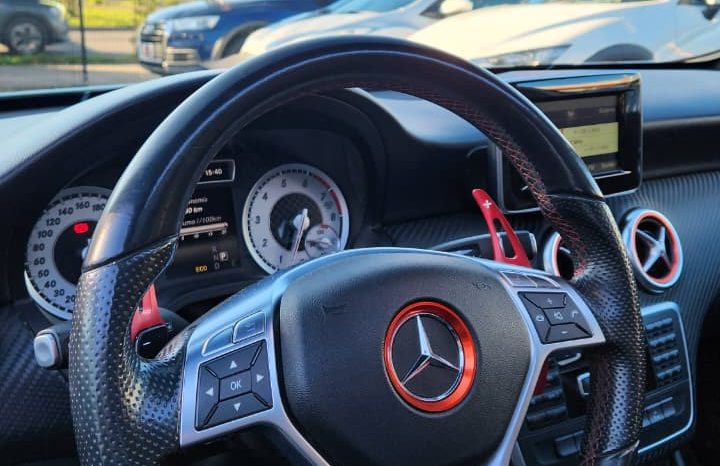 
								MERCEDES BENZ A200 1.6T AUT full									