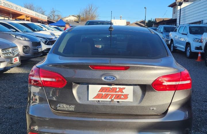 
								FORD FOCUS 2.0 2017 full									