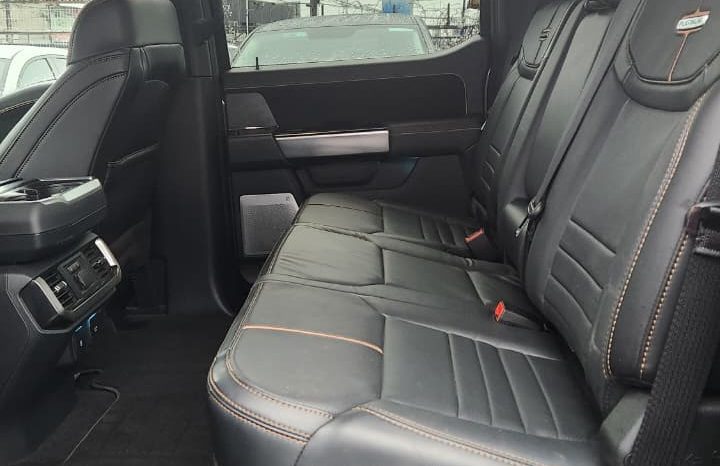 
								FORD F150 PLATINIUM FHEV 3.5L full									