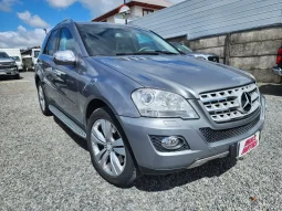 MERCEDES BENZ ML 500 5.5 2010