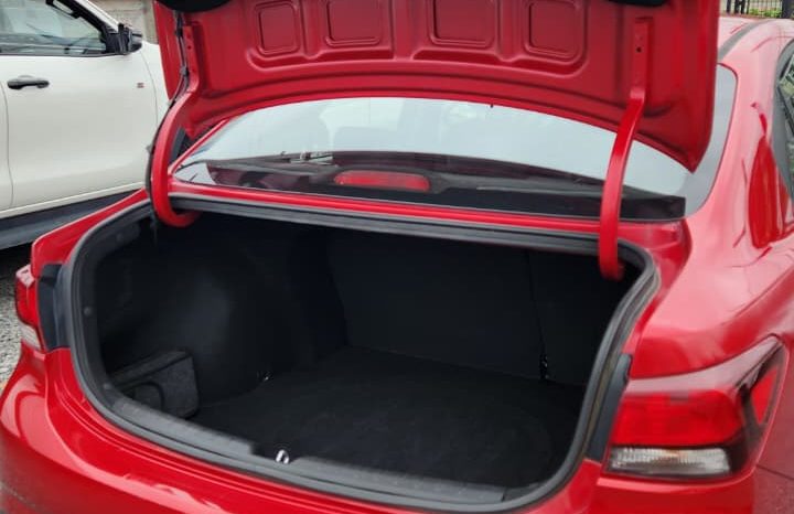 
								KIA RIO 4 LX 1.4 2018 full									