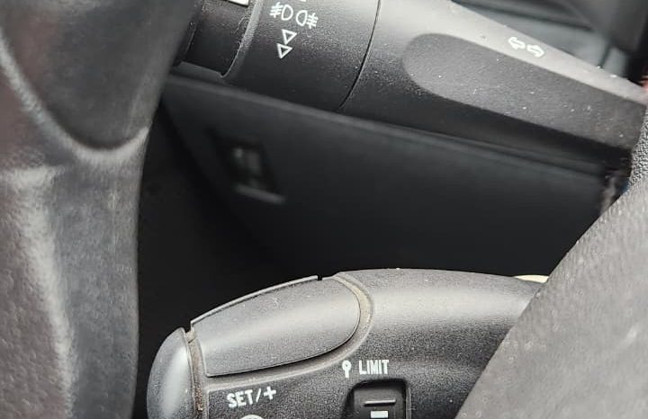 
								PEUGEOT 208 ALLURE 2014 full									