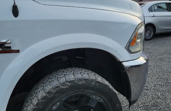 
								DODGE RAM 2500 LARAMIE 4X4 6.7 AUT 2015 full									