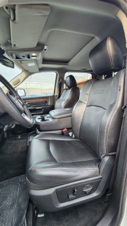 
										DODGE RAM 2500 LARAMIE 4X4 6.7 AUT 2015 full									