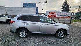 MITSUBISHI NEW OUTLANDER 2018 2.0 AUT
